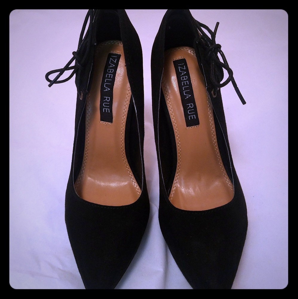 Izabella Rue Shoes black suede shoes size 6